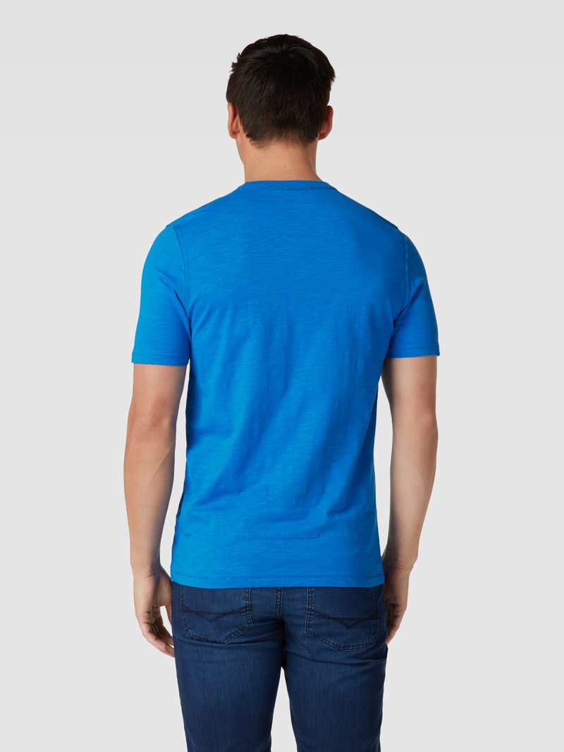 T-Shirt in melierter Optik mit Brusttasche in royalblau