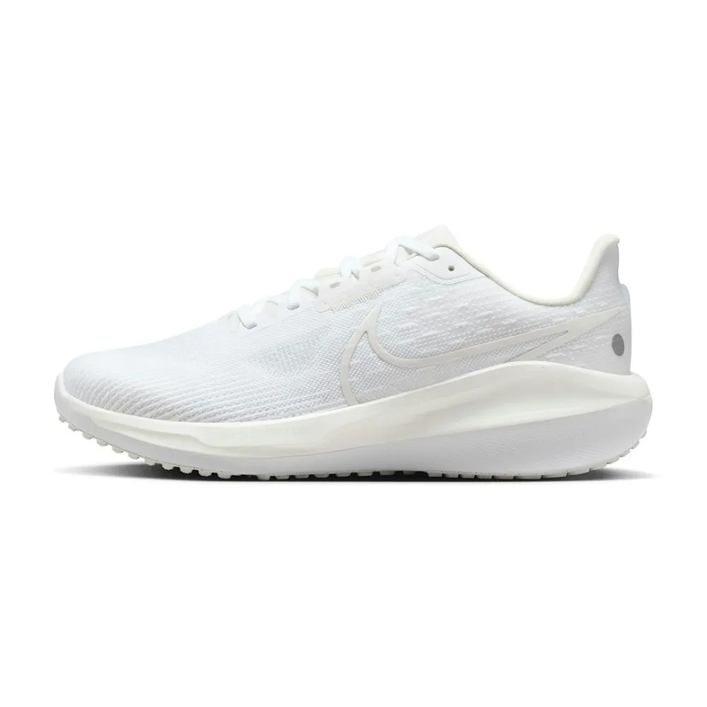 Nike Vomero 17 FB1309-101 / weiss