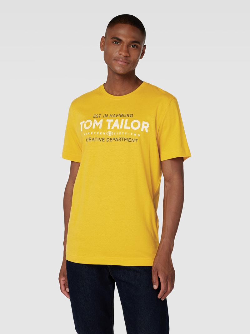 T-Shirt mit Label-Print in senfgelb