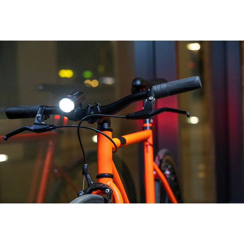 SIGMA Aura 30 Set mit Curve Fahrradbeleuchtung
