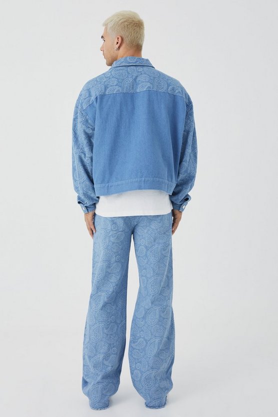 Kastige gespleißte Jeansjacke mit Paisley-Print