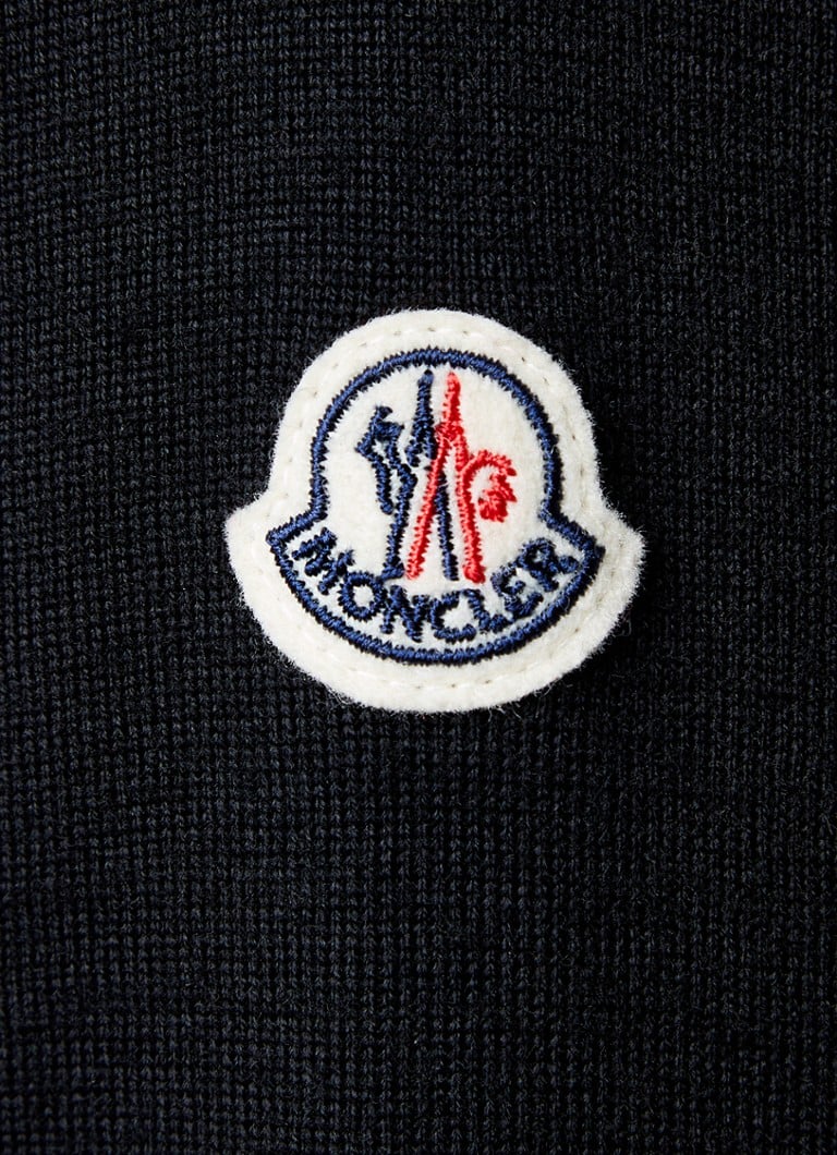 Vestă Moncler confecționată din lână virgină fină cu căptușeală în față și spate.