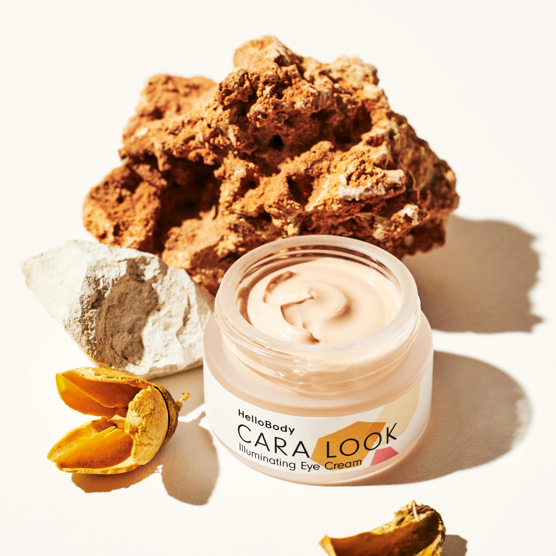 Cara Cara Look – Behandlung gegen Tränensäcke und Augenringe