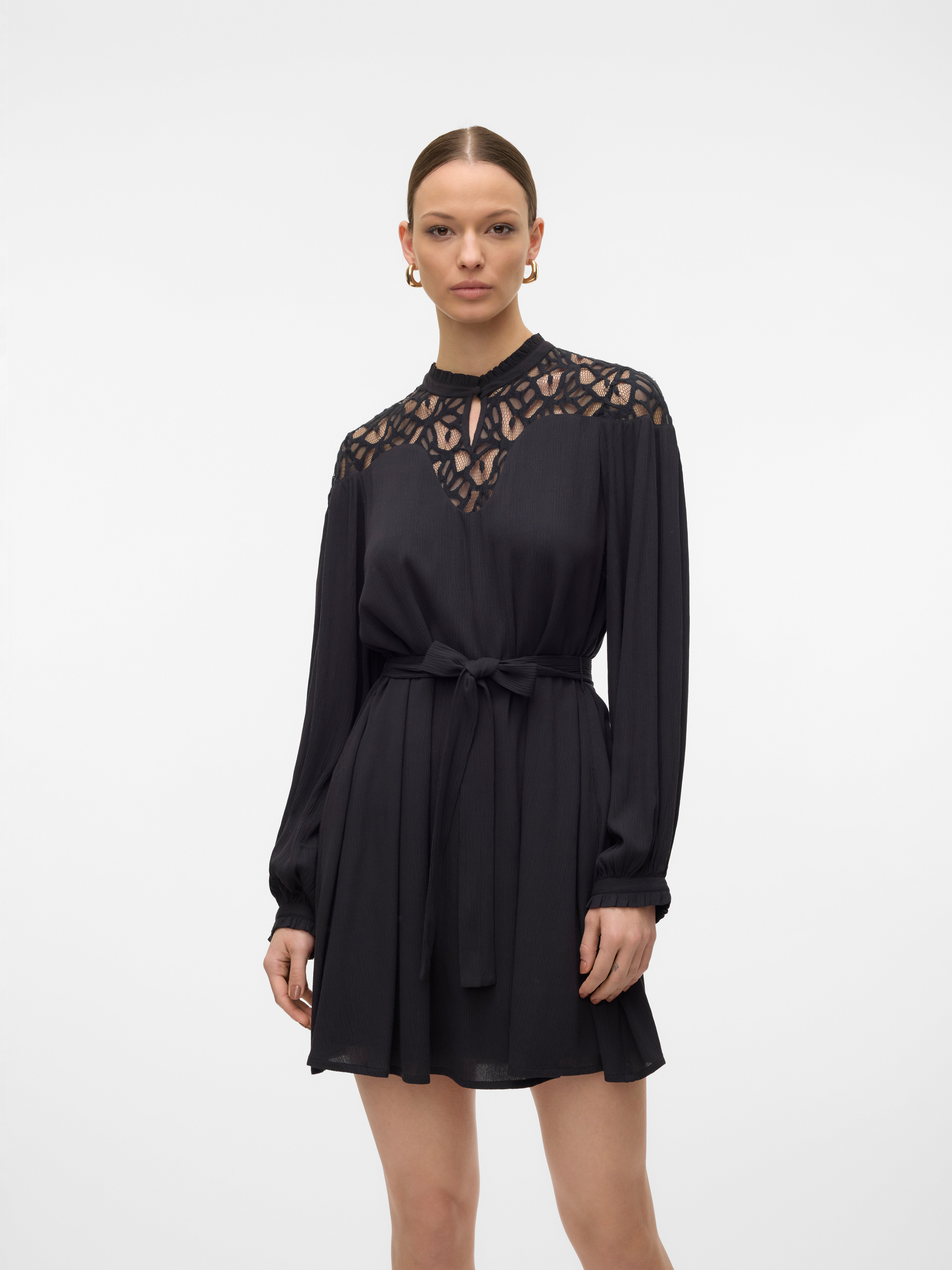 VMJAZMYN Kurzes Kleid