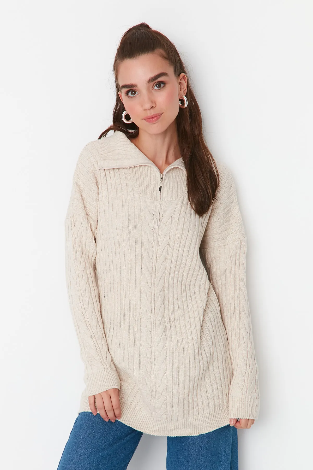 Trendyol Modest  Ecru Selanik gestrickter Strickpullover mit Reißverschluss TCTAW23AK00017