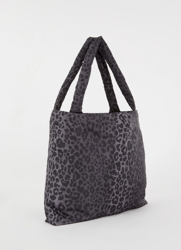 Studio Noos Puffy Mom-Bag diaper bag with leopard print