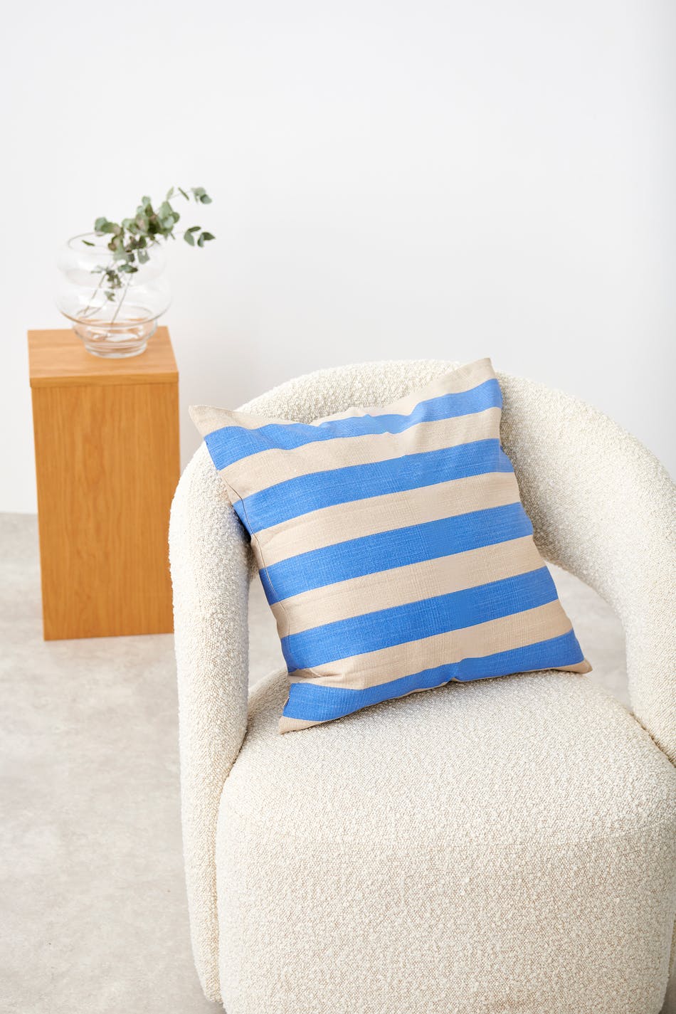 Striped cushion cover