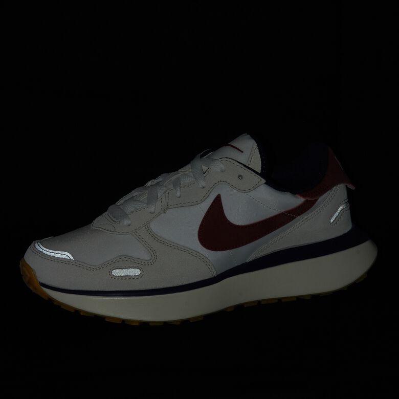 NIKE Wmns Phoenix Waffle light bone/team red-sail-midnight navy