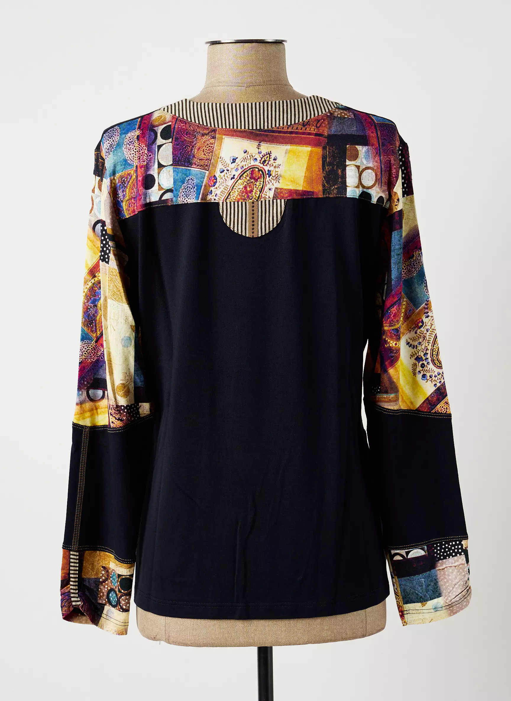 Guy Dubouis Tshirts Femme couleur noir