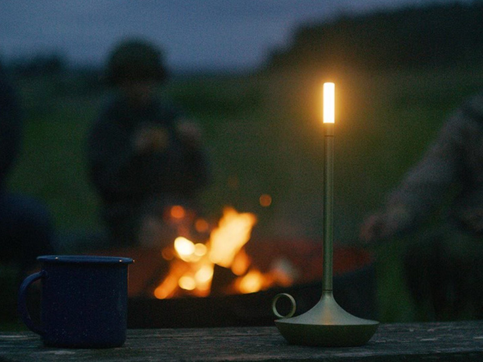 LIGHTSTUDIO Außen-Tischleuchte Tischlampe kabellos, Wohnzimmer Schlafzimmer Outdoor Tischlampen, LED Touch dimmbar Tischleuchten - Nachttischlampe Gold