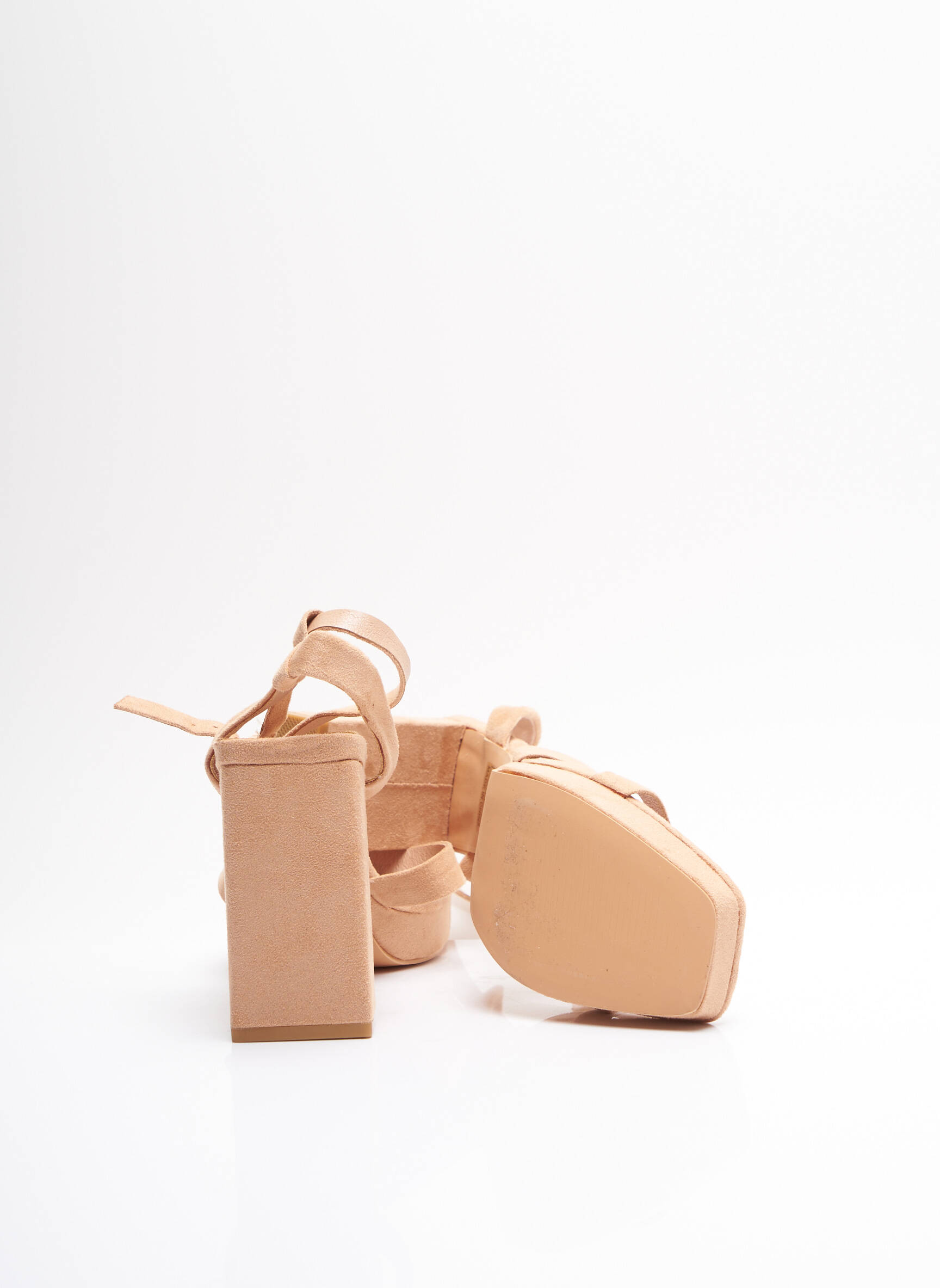 Pretty Little Thing Sandales Nu Pieds Femme couleur beige
