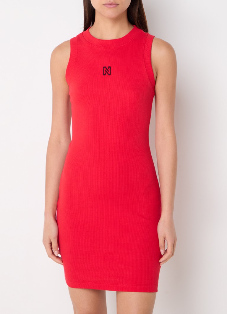 Rochie mini Nikkie Dadley din tricot cu nervuri, spate deschis și logo