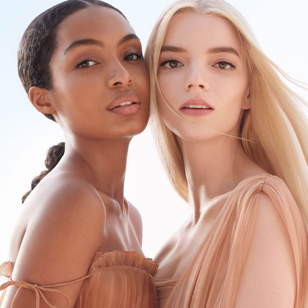 DIOR Dior Forever Skin Glow Fond de teint éclat 24 h hydratant – clean –  SPF 20 PA +++