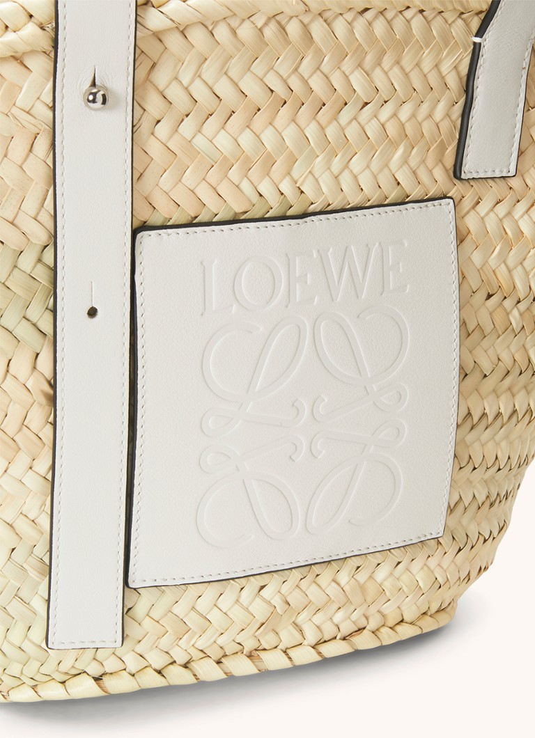 LOEWE-korilaukku vasikannahkaisilla yksityiskohdilla