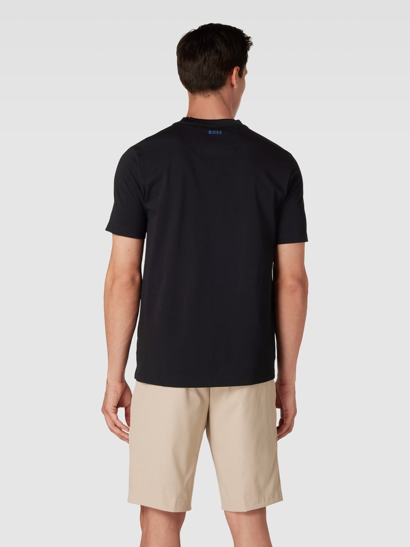 T-Shirt mit geripptem Rundhalsausschnitt in schwarz