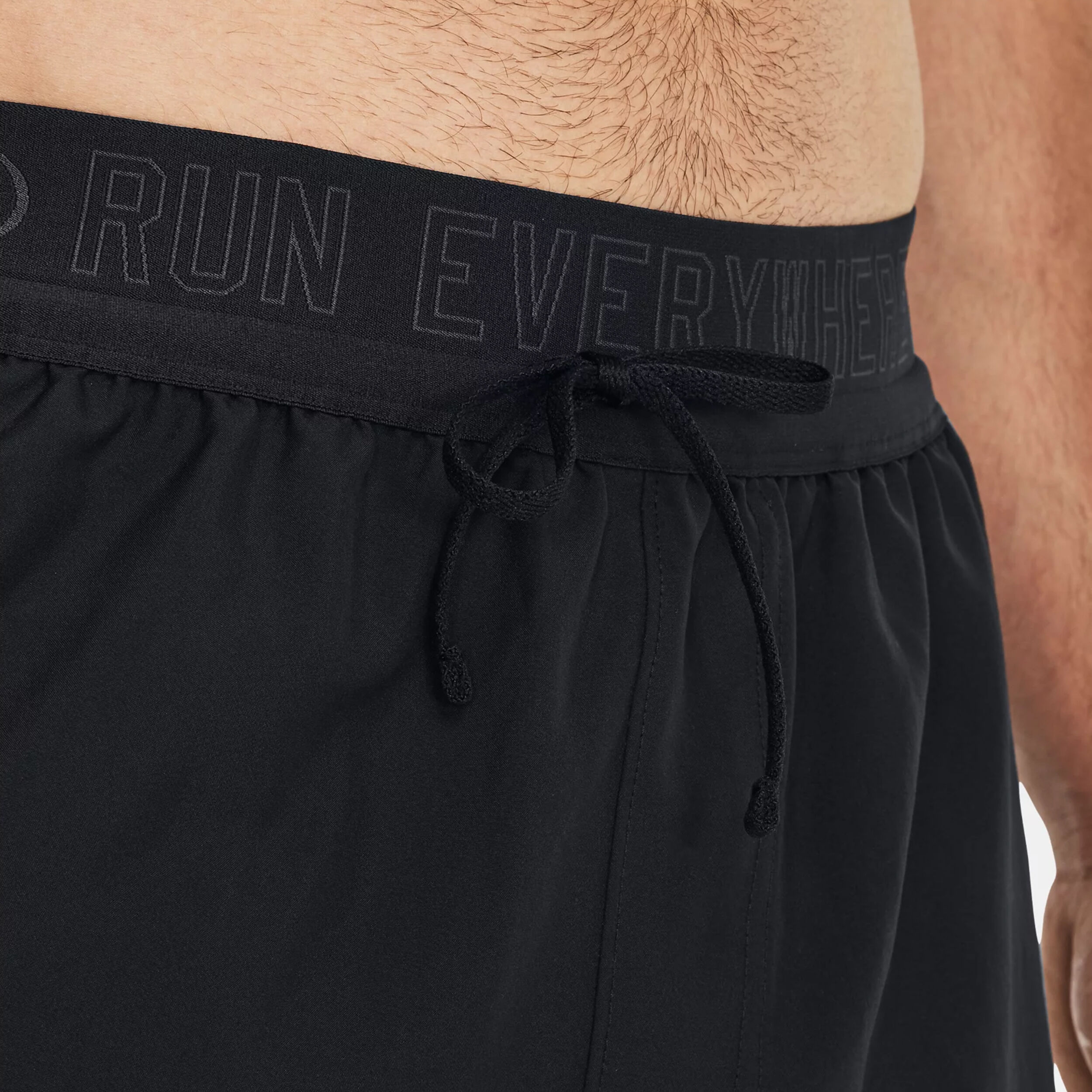 Run Everywhere Shorts Herren - Schwarz