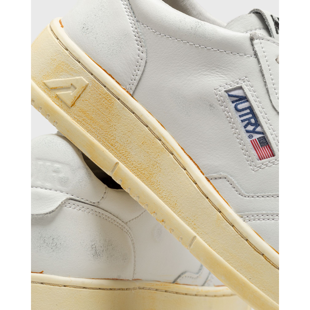 Autry WMNS SUP VINT LOW AVLWGF15 / weiss
