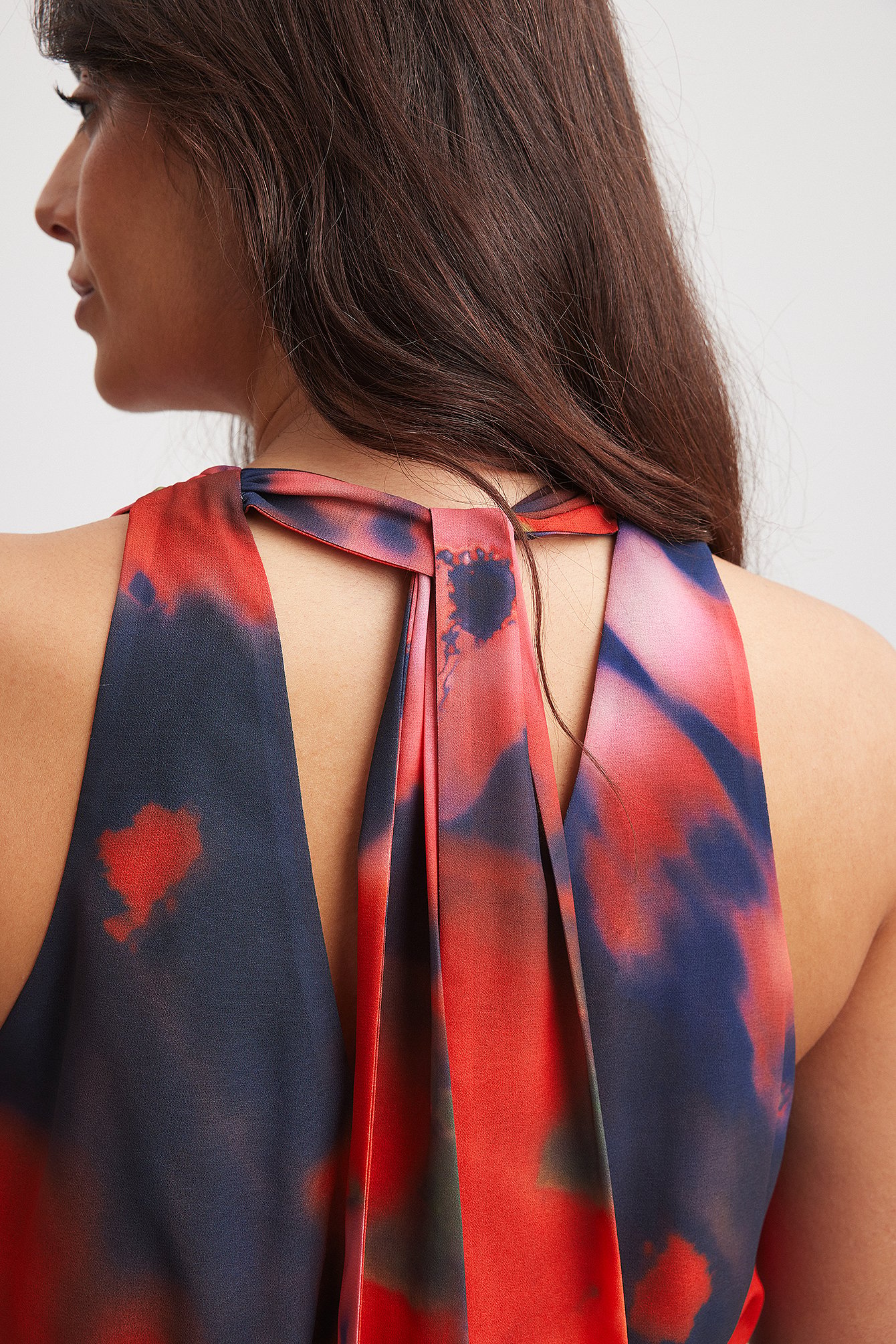 Maxi-Wickelkleid mit V-Ausschnitt