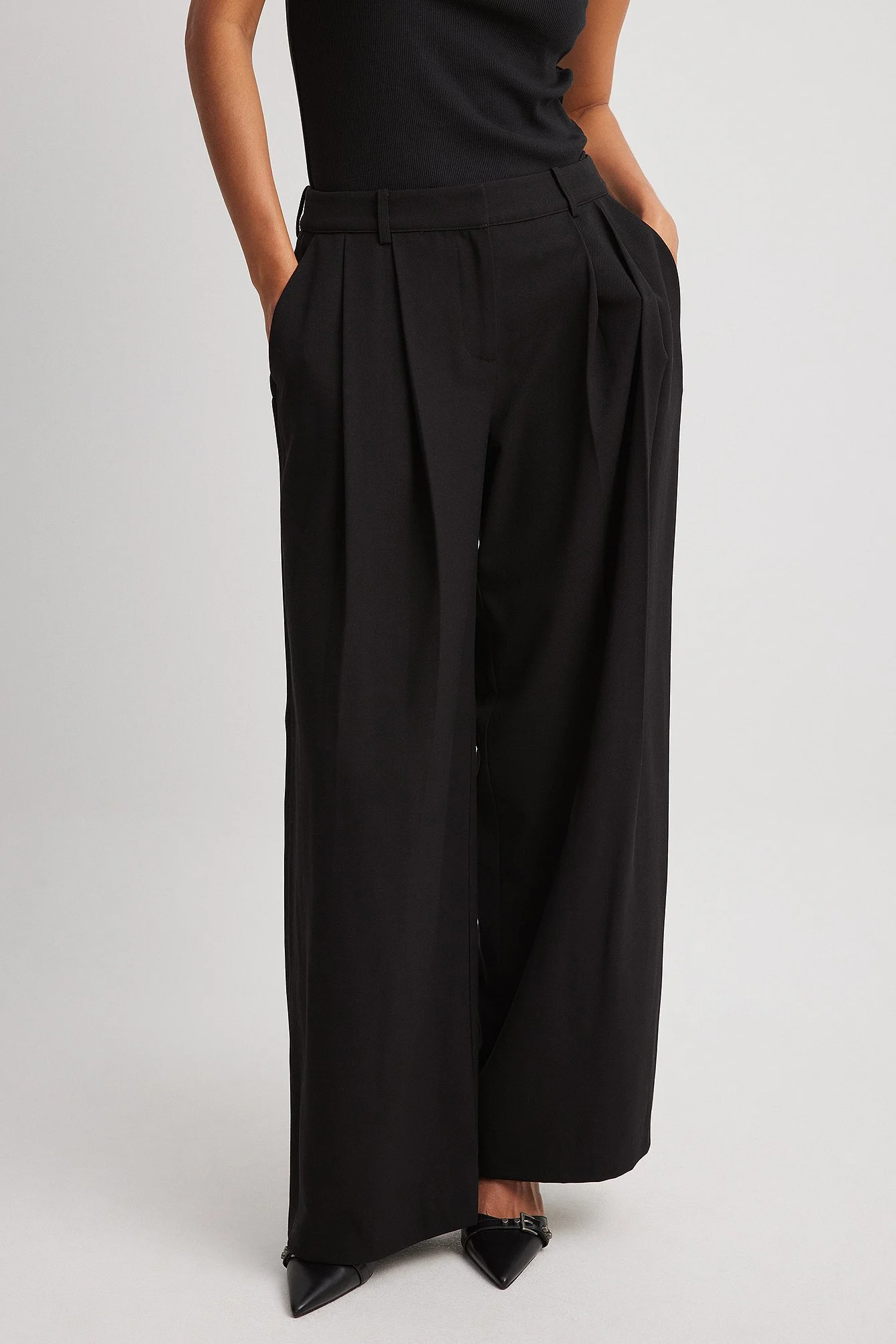 Anzughose mit mittlerer Taille