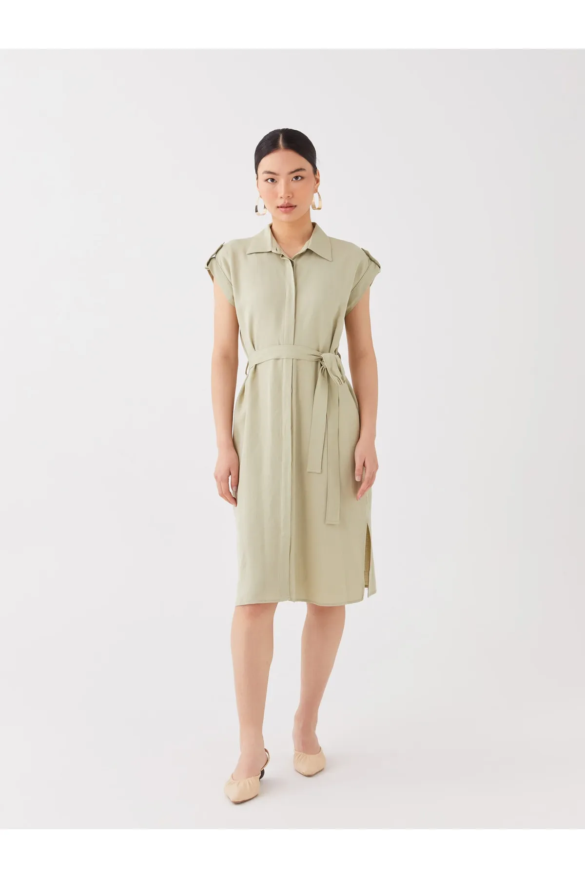 LC Waikiki  Schlichtes, kurzärmliges Damen-Hemdkleid aus Leinenmischung