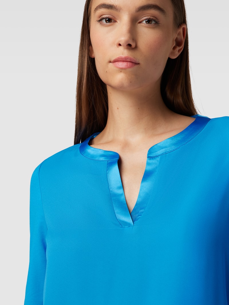 Blusenshirt mit V-Ausschnitt in royalblau