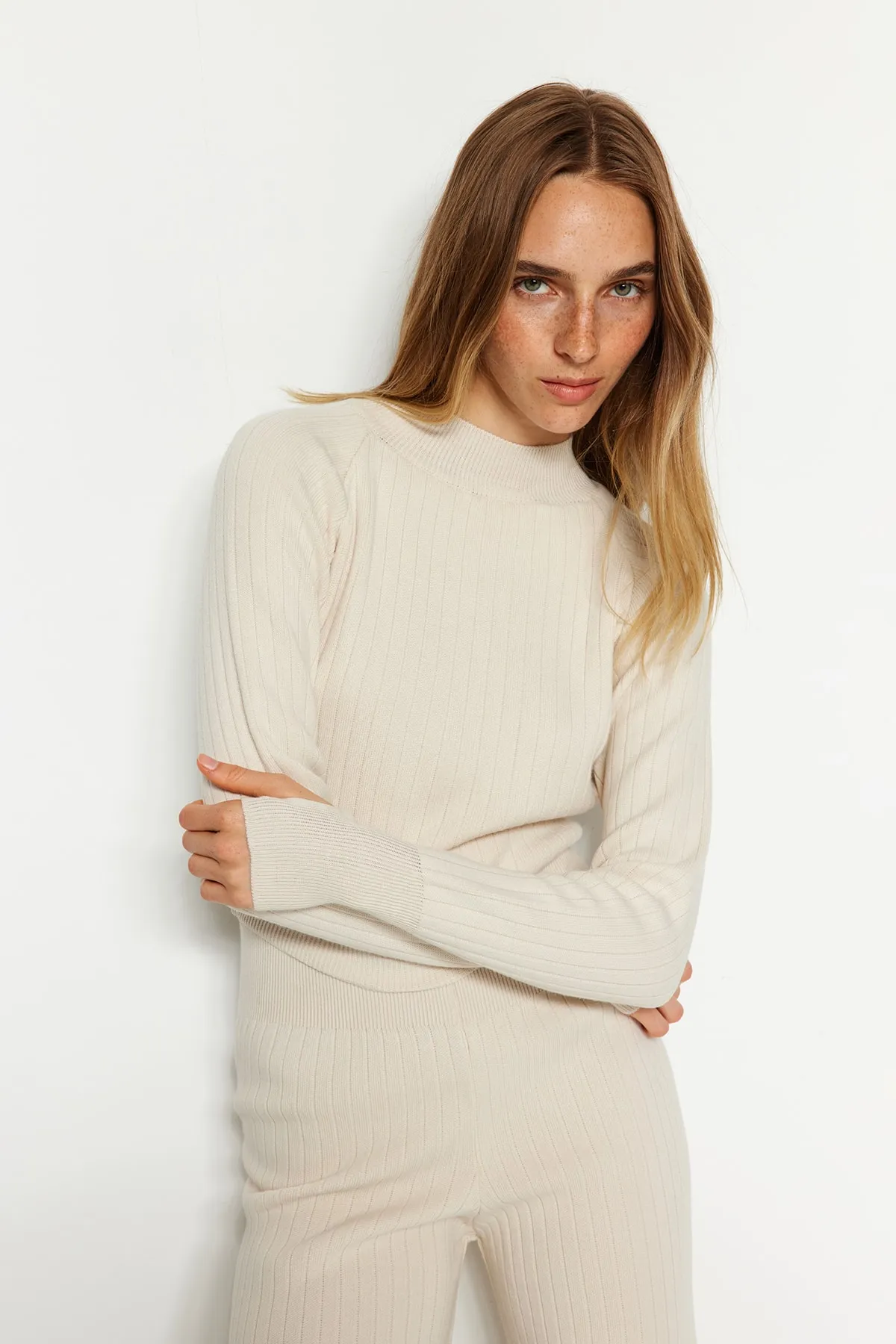 Trendyol Collection  Stone Crop Strickoberteil und Unterteil-Set TWOAW24AU00033