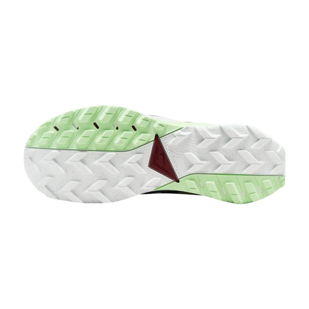 Nike Wildhorse 8 DR2686-103 / weiss