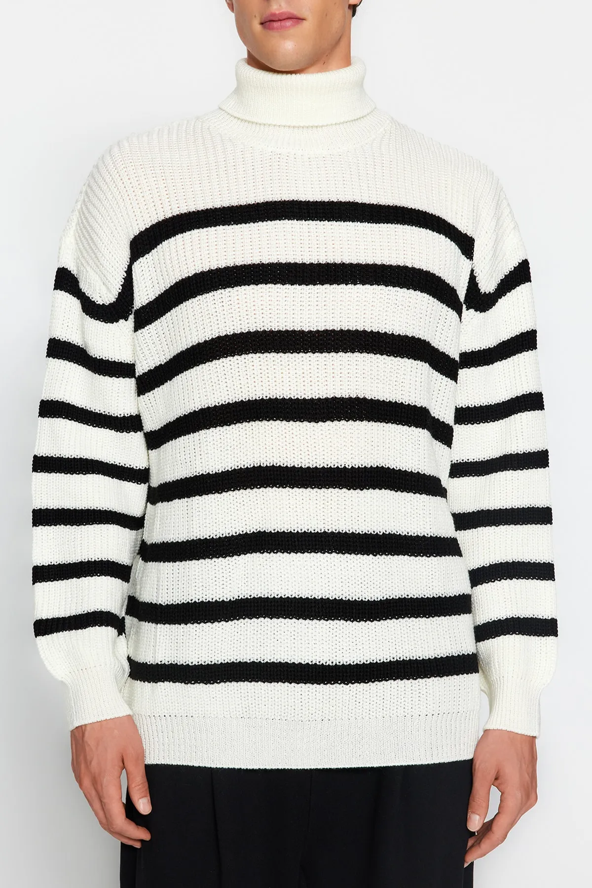 Trendyol Collection  Ecru Unisex Oversize Fit Wide Fit gestreifter Strickpullover TMNAW24KZ00017