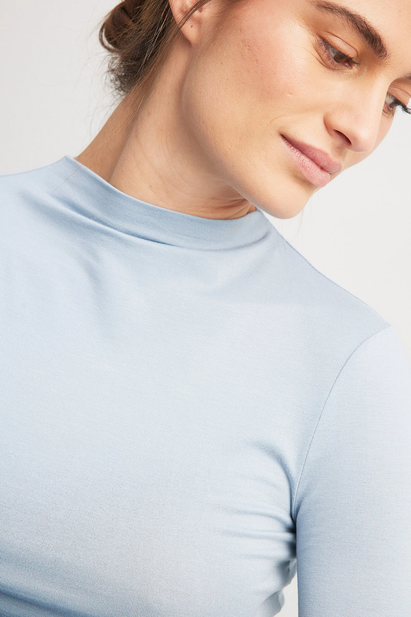 Soft Line Funnel Neck Long Sleeve Top