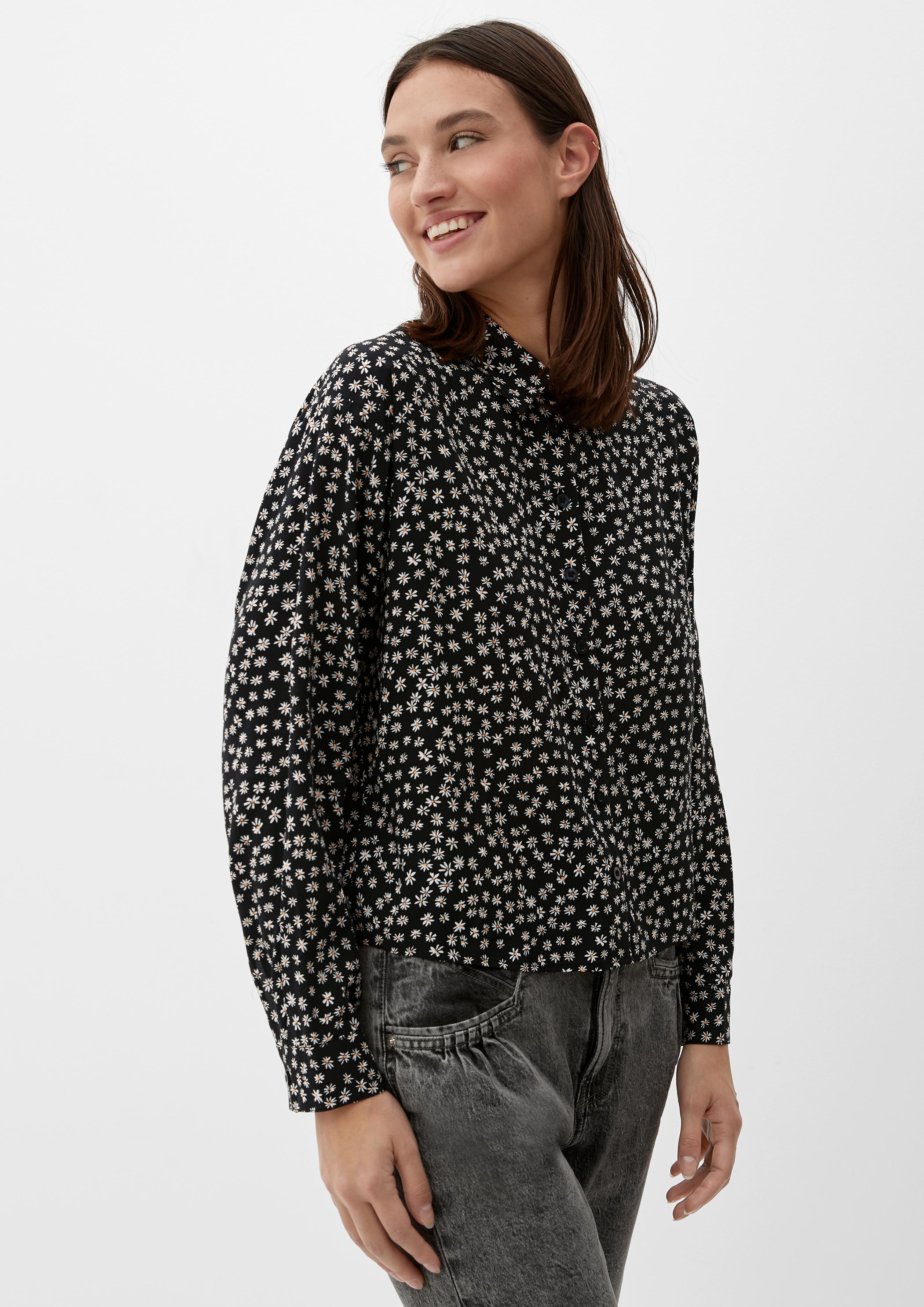 Viskosebluse mit Allovermuster  2126652-99A3