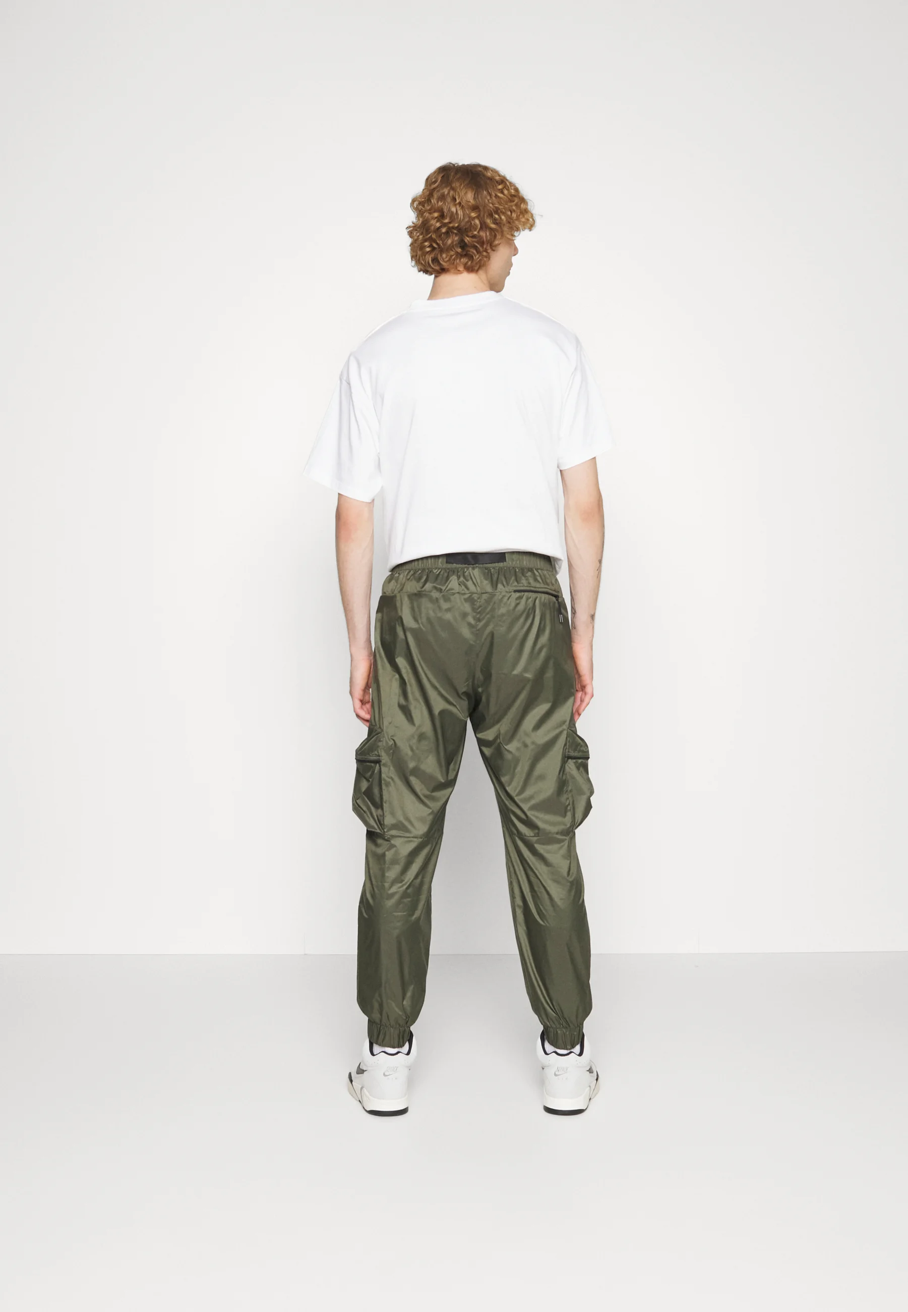 Pantalones cargo Nike Sportswear