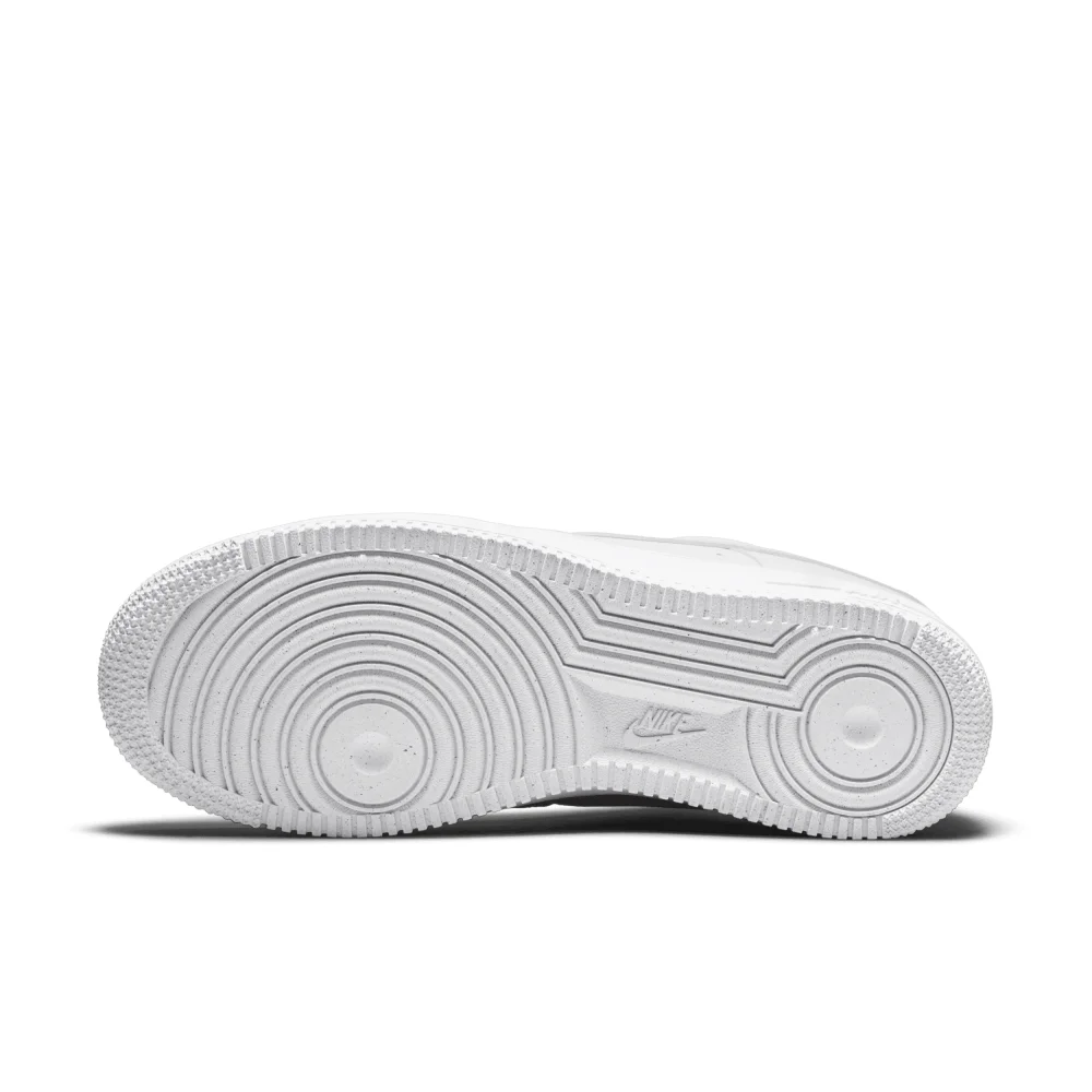 Nike WMNS Air Force 1 07 Next Nature DC9486-100 / weiss