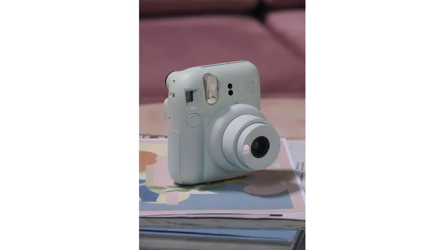 Fujifilm instax mini 12  mint-green
