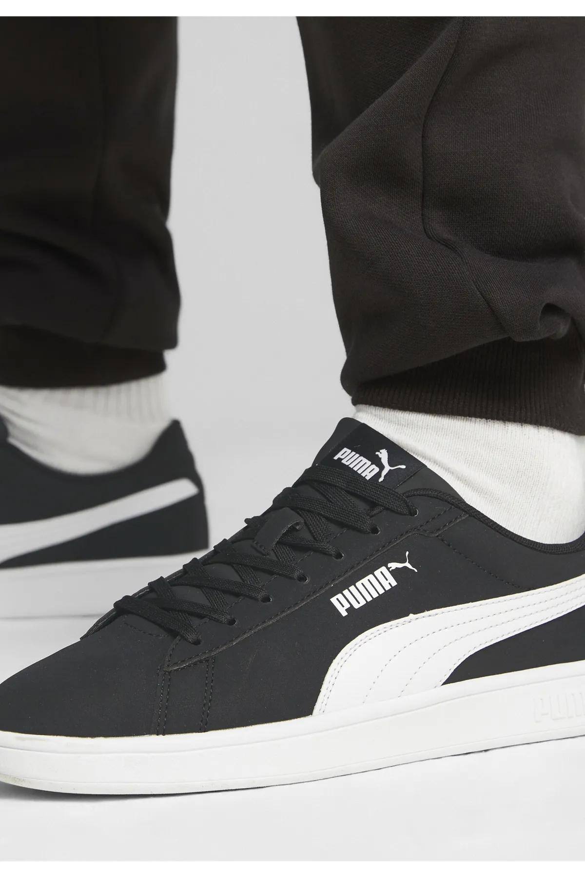 Puma  Sneaker - Schwarz - Flacher Absatz