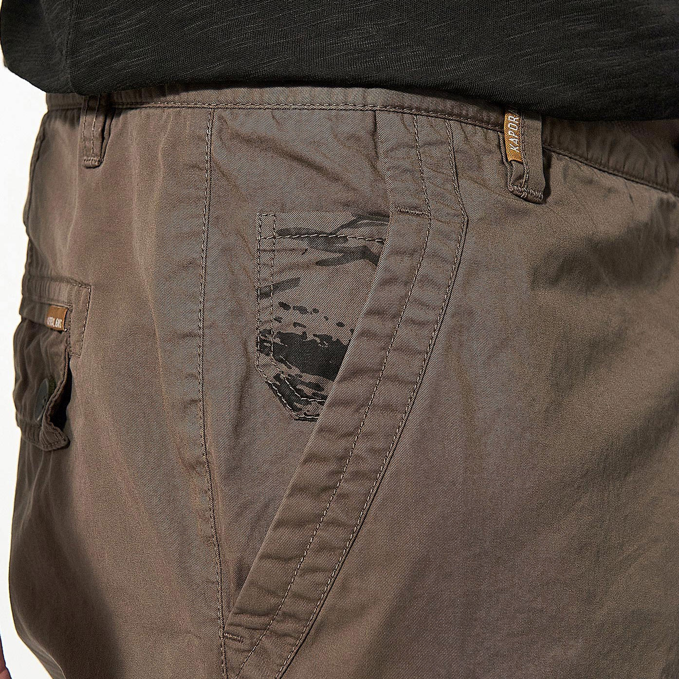 NEPAL  Bermuda cargo kaki Homme en 100% coton