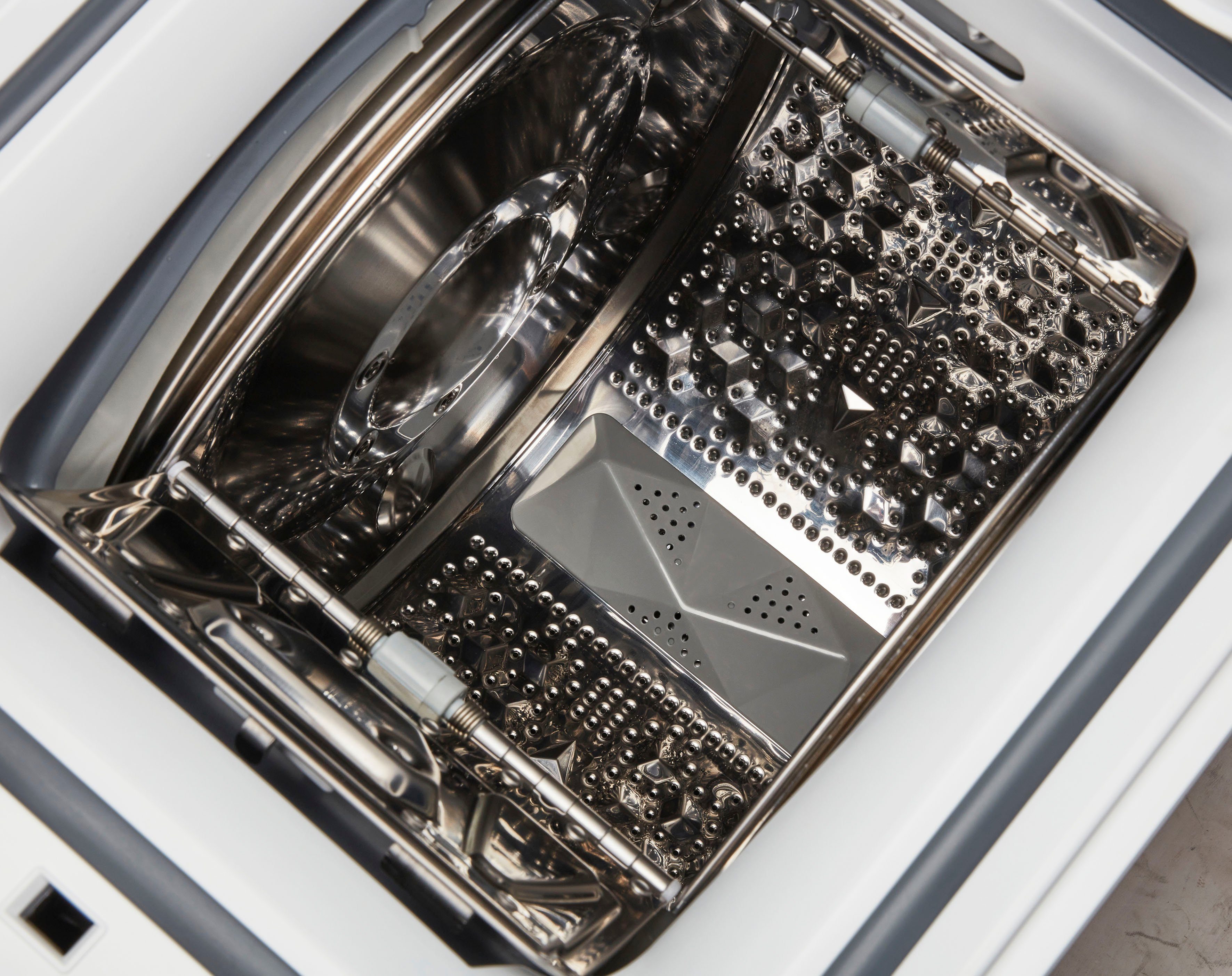 Hanseatic Waschmaschine Toplader HTW510D, 5 kg, 1000 U/min, Mengenautomatik, Überlaufschutzsystem