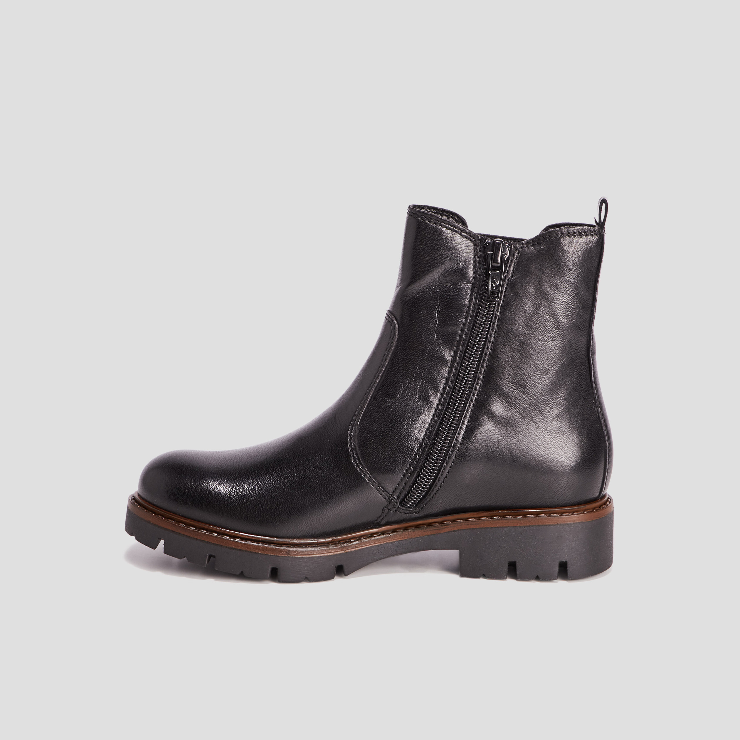 Bottines chelsea crantées en cuir noir fille | La Halle