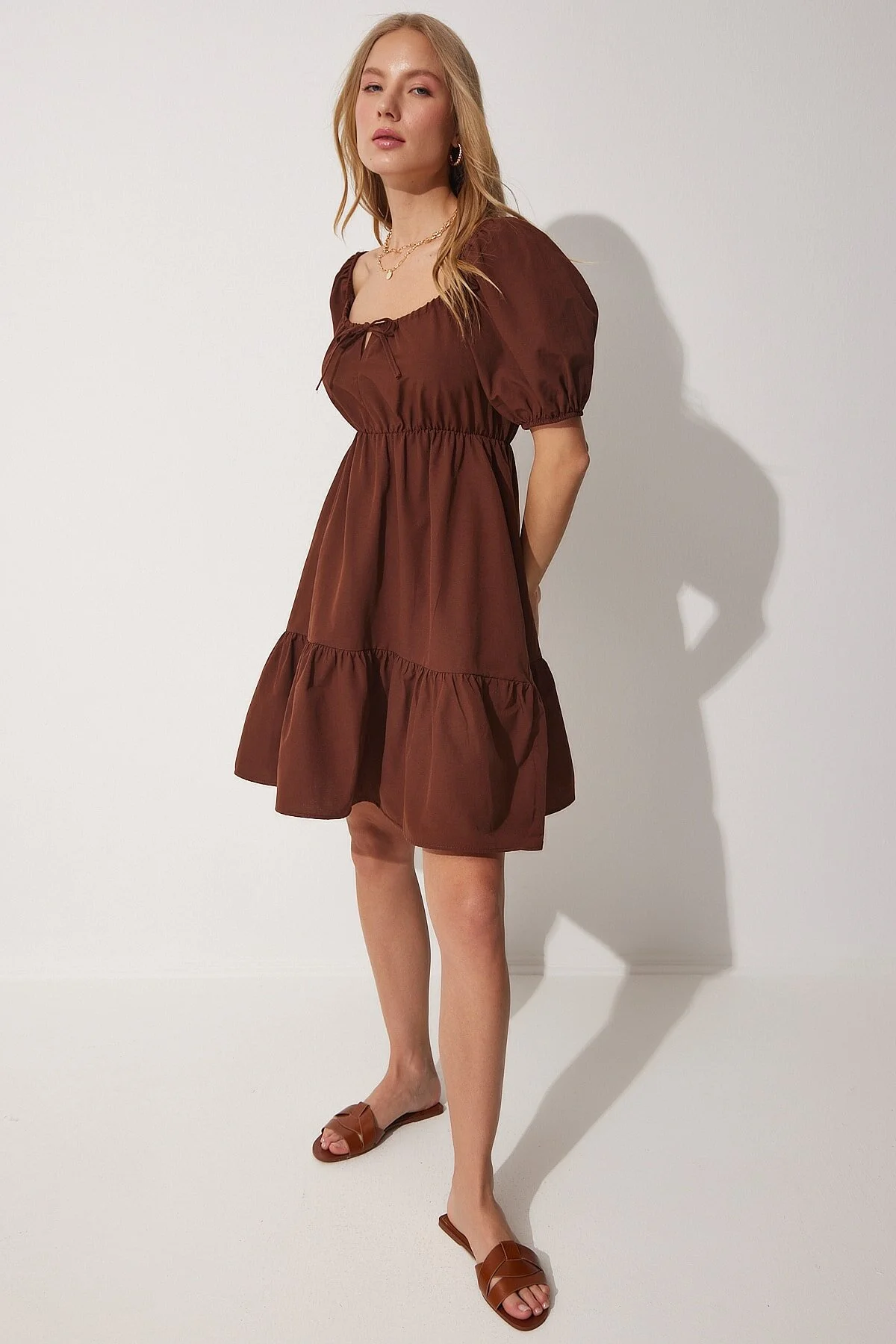 Happiness İstanbul  Ausgestelltes Popelinekleid mit gerafftem Kragen