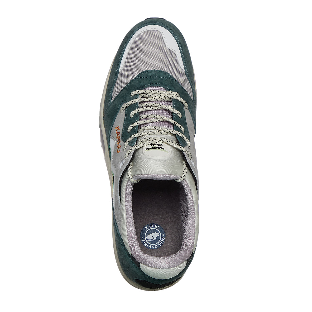 Karhu Aria 95 F803099 / weiss