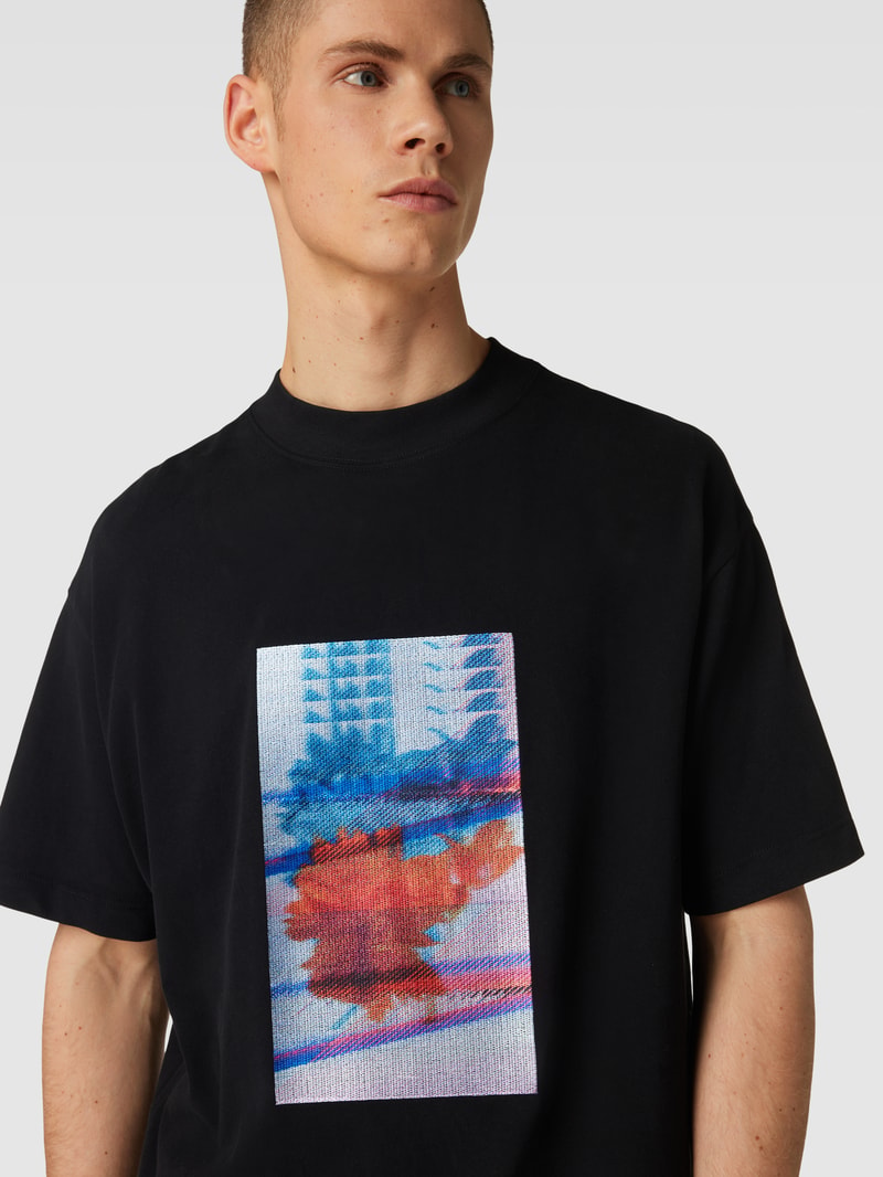T-Shirt mit Motiv-Stitching Modell 'MOTION' in black