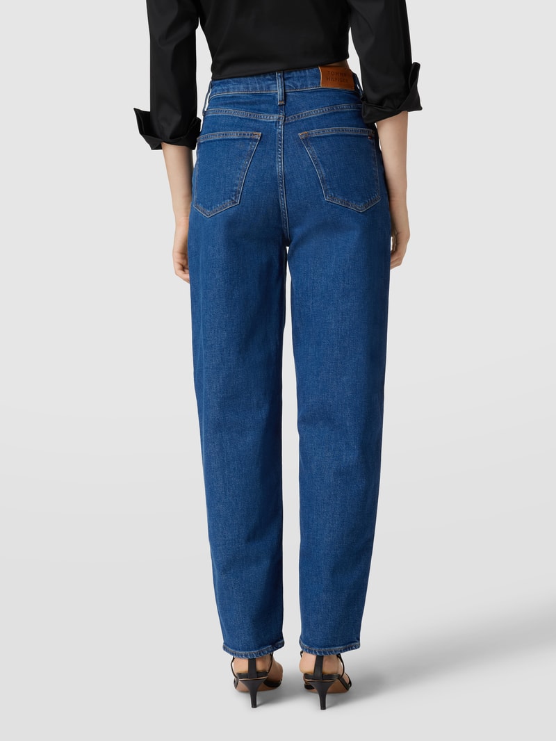 Jeans mit Label-Patch aus Leder in jeans
