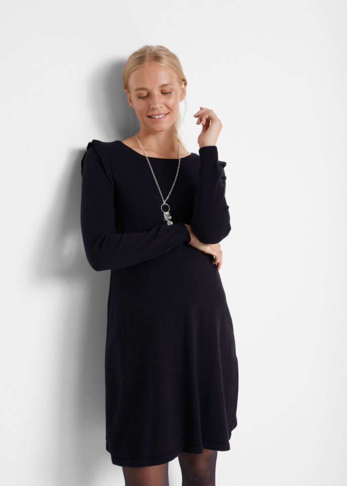 Leichtes Umstandsstrickkleid