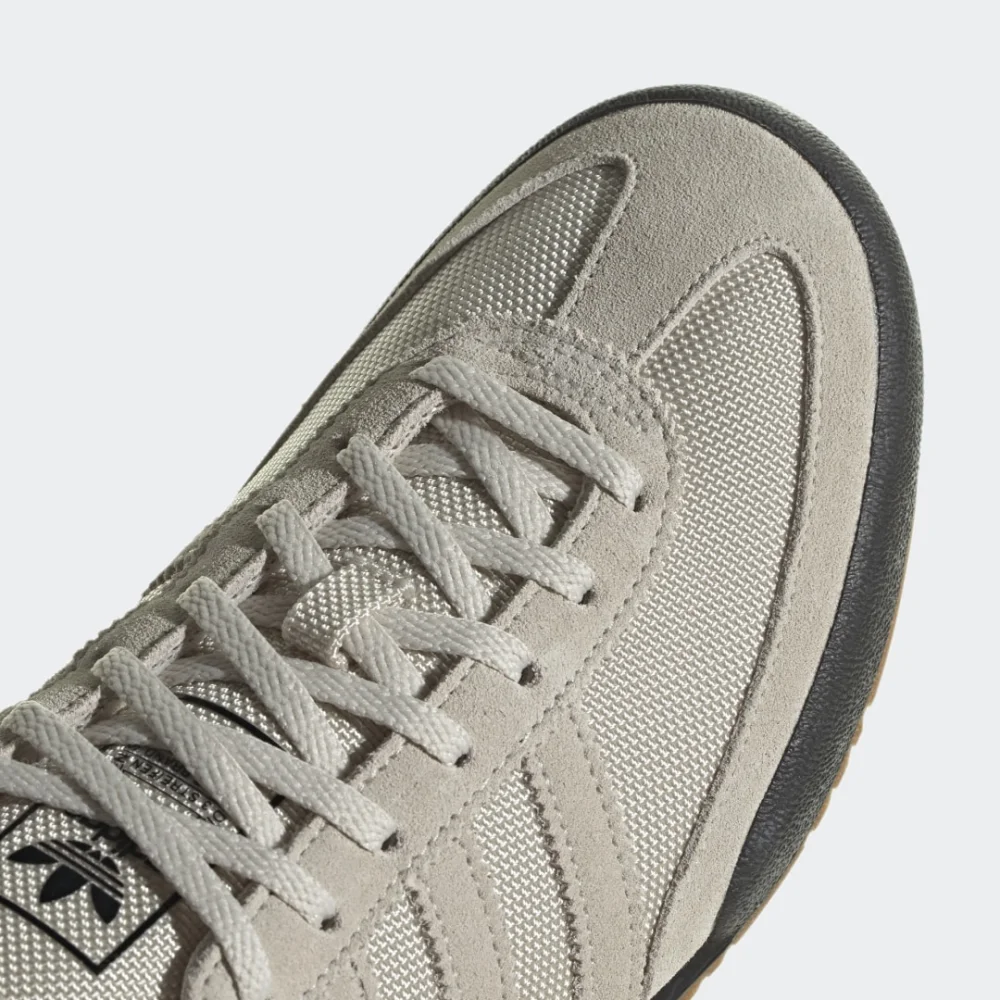 adidas Jeans GX6952 / grau