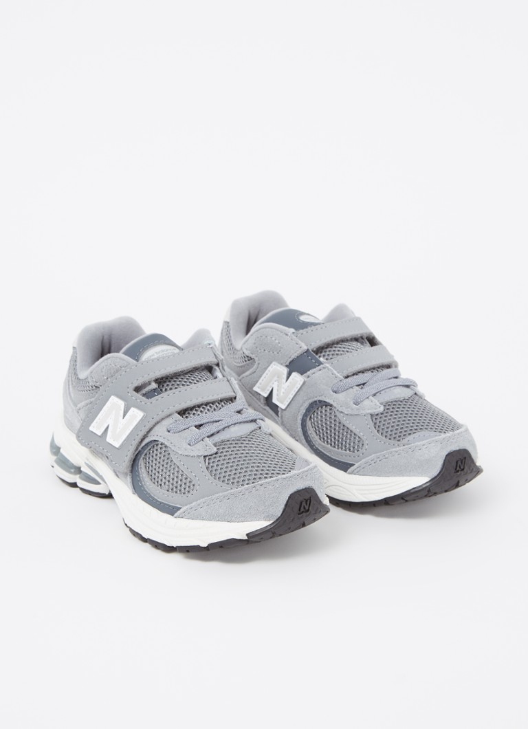 Teniși New Balance 2002R cu detalii din piele întoarsă