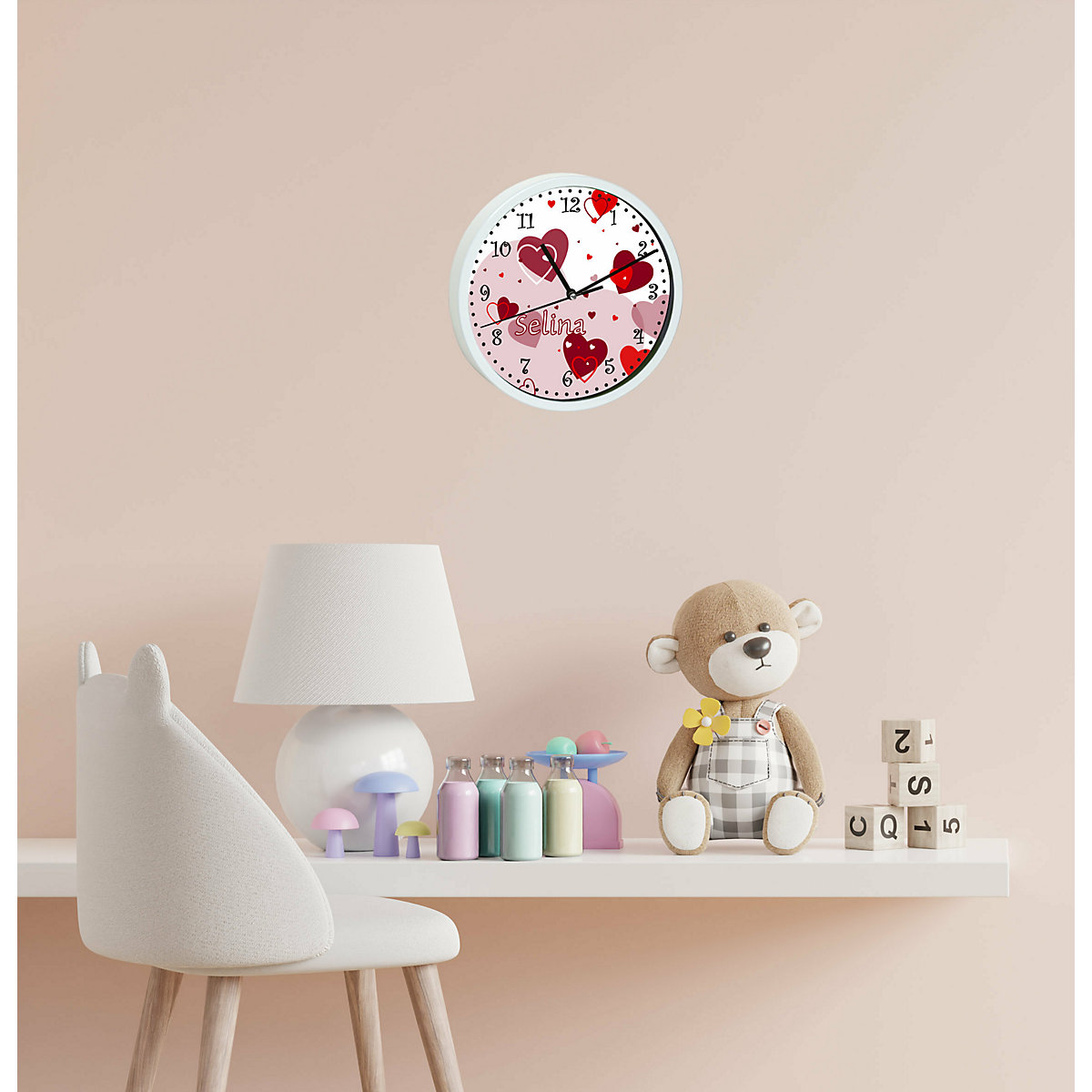 Kinder Wanduhr laufruhig personalisiert mit Name Herz Rot