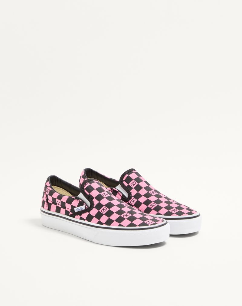 Baskets slip-on Valentino Garavani et Vans en tissu à imprimé damier VLogo