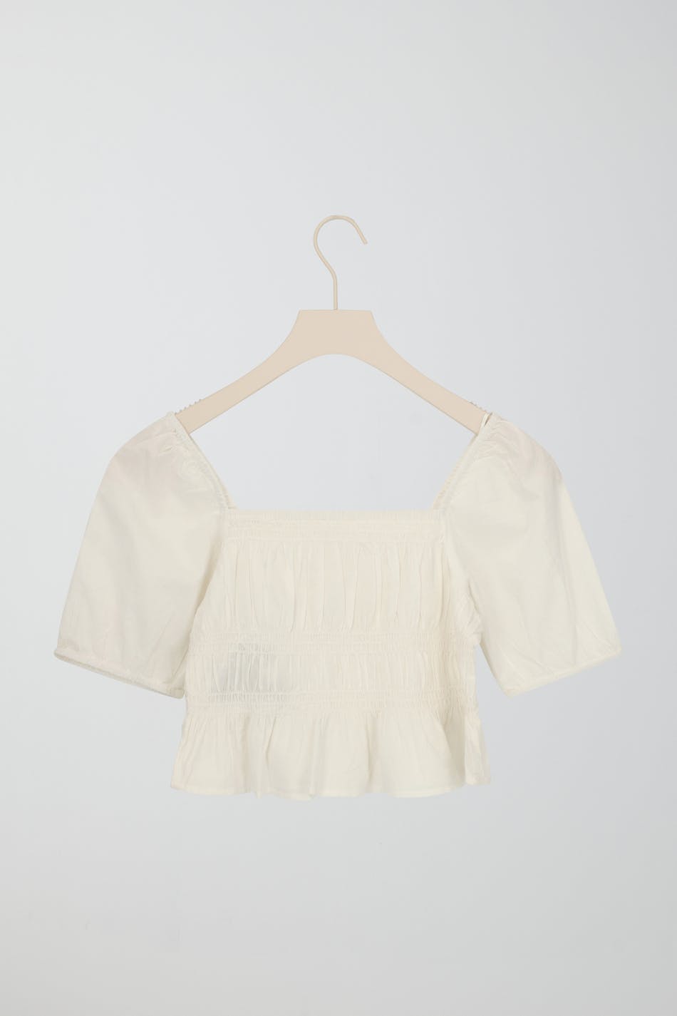 Y anglaise puff sleeve top