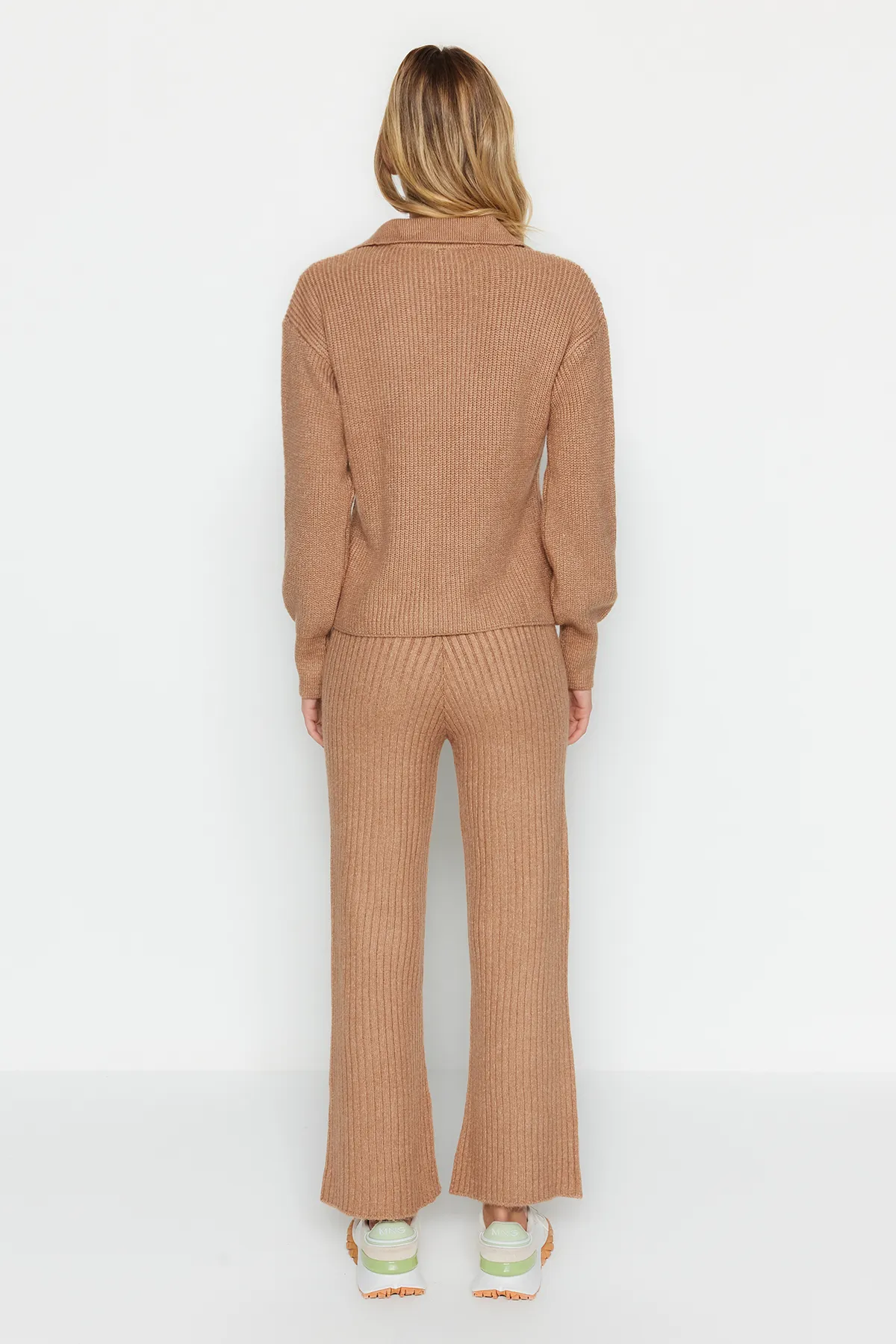 Trendyol Collection  Camel Care Collection Strickoberteil und -unterteil-Set TWOAW24AU00097