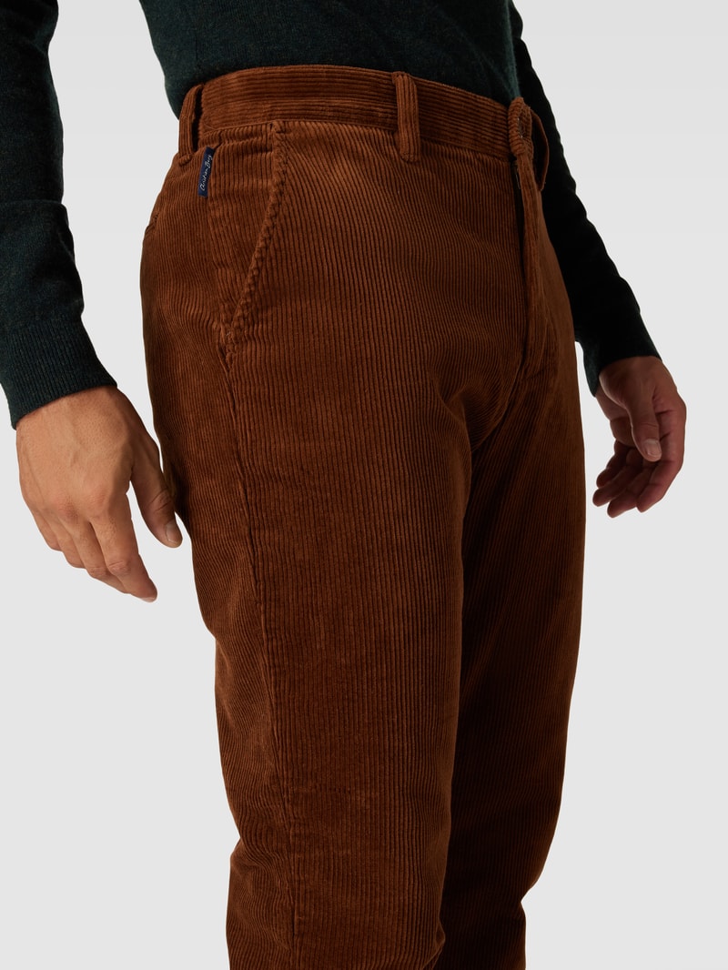 Cordhose mit Stretch-Anteil in cognac