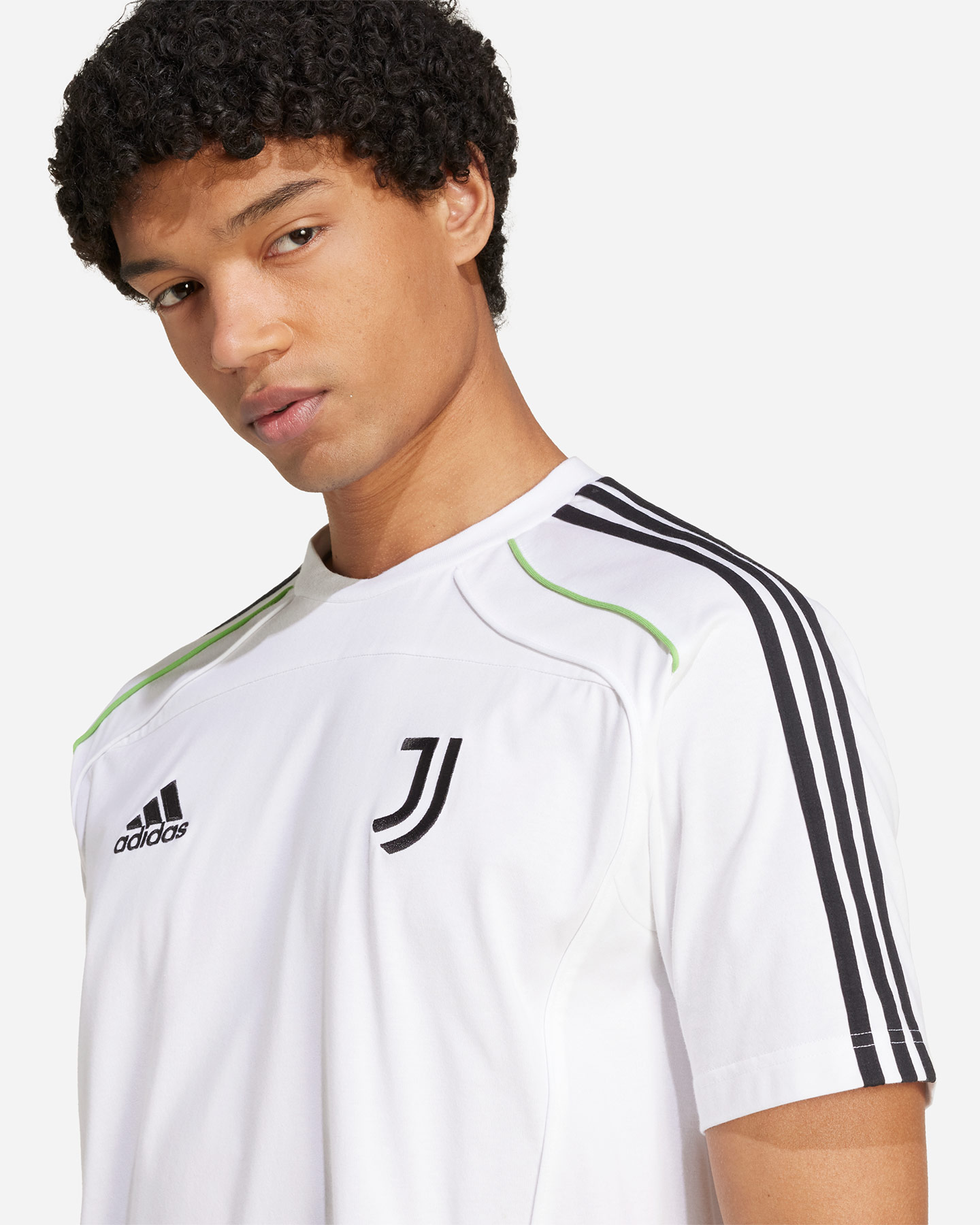 Oficiálne futbalové oblečenie Adidas Juventus Ubp M JF0455